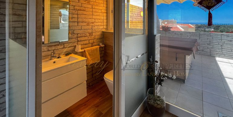 22 LWP5000-apartment-sale-tenerife-real-estate-luxury-world-properties-canaryislands-penthouse
