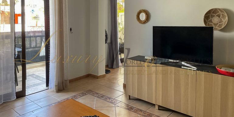 Parque Santiago 1 LWP4997 con logo apartment in Playa de las Americas-01