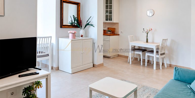 08 LWP5059L-apartment-parque-santiago-2-playa-de-las-americas-tenerife-sale