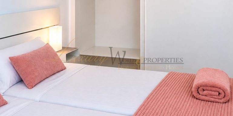 17 LWP5059L-apartment-parque-santiago-2-playa-de-las-americas-tenerife-sale