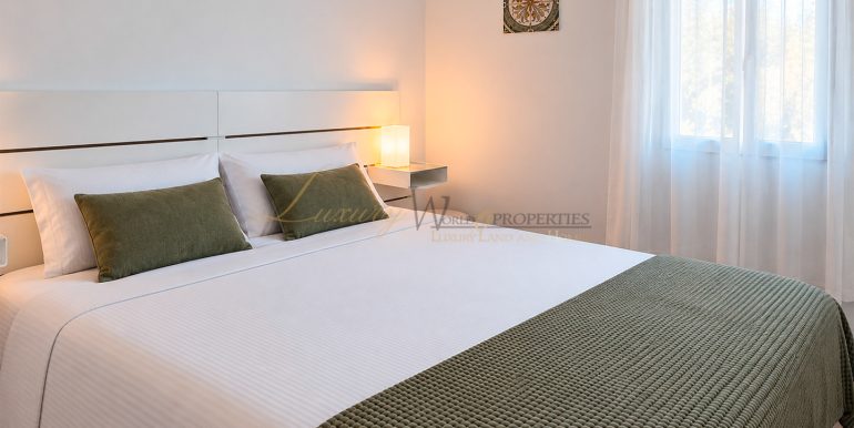 21 LWP5059L-apartment-parque-santiago-2-playa-de-las-americas-tenerife-sale