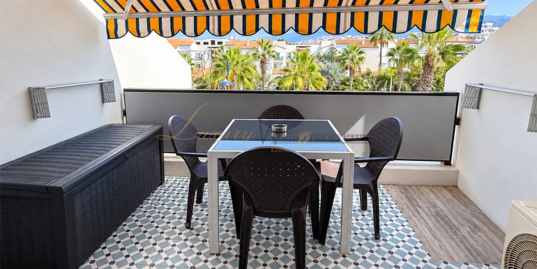 studio-parque-santiago-3-playa-de-las-americas-sea-view-tenerife-south-sur-sale-venta (1)