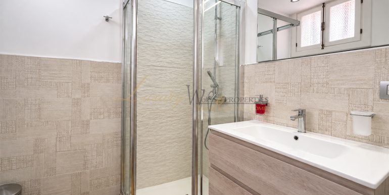 studio-parque-santiago-3-playa-de-las-americas-sea-view-tenerife-south-sur-sale-venta (9)